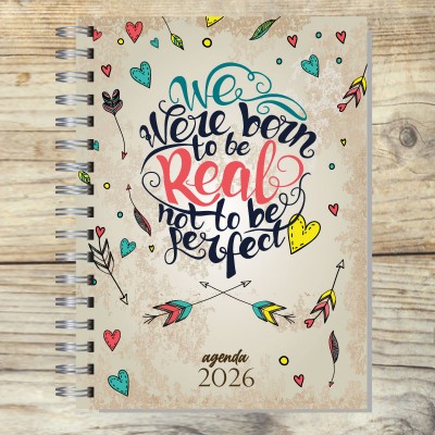 Agenda 2026 tapa dura mod. 5060 "Born to be real" en caja para regalo