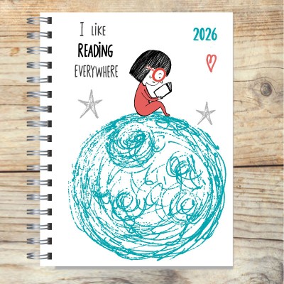 Agenda 2026 tapa dura mod. 5068 "I like reading everywhere" en caja para regalo