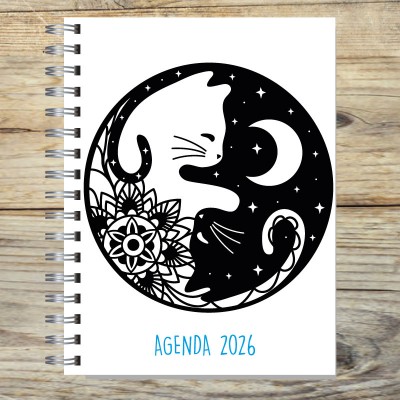 Agenda 2026 tapa dura mod. 5017 "Cats 3" en caja para regalo