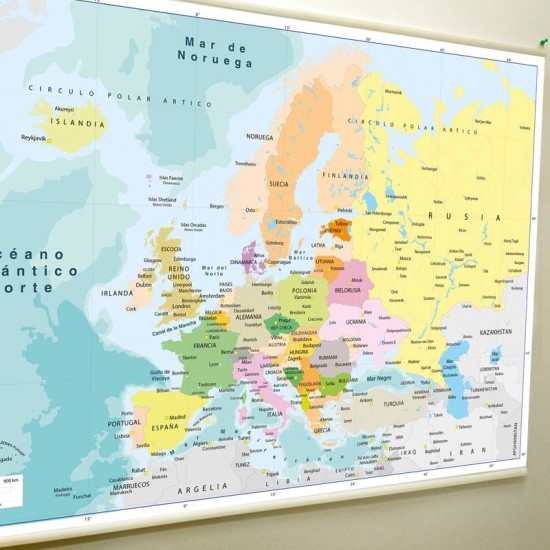 Mapa de Europa político en lona de 100 x 70 cms. listo para colgar